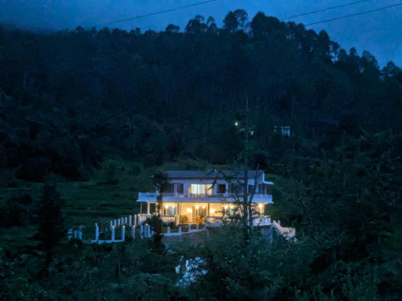 Brook Cottage Champawat Экстерьер фото